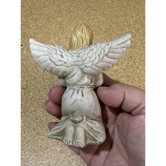 VTG Traditions Porcelain Nativity Set w/ Stable 11pc - Missing Shepherd - Picture 8 of 13